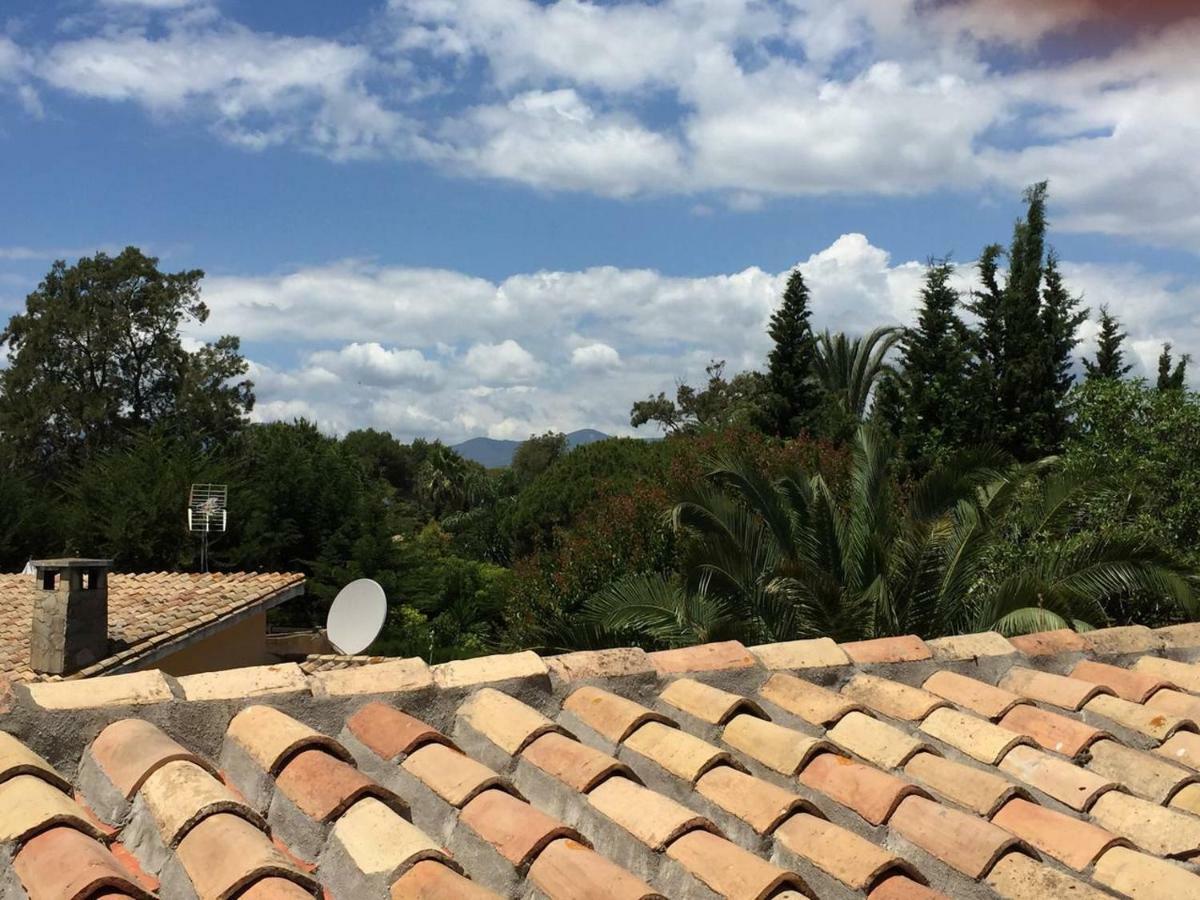 Villa With Heated Pool And Jacuzzi Close To Puerto Banus And Beach エステポナ エクステリア 写真